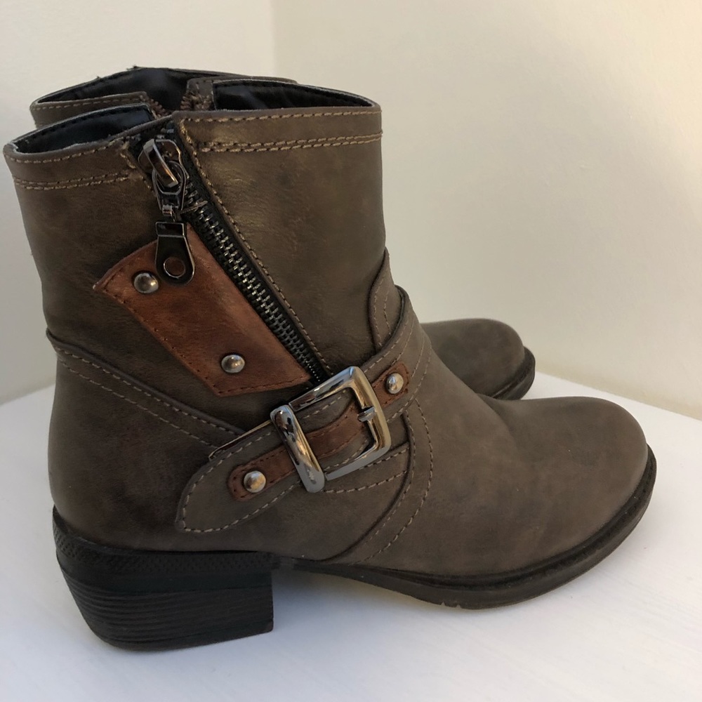 Stefania brown winter boots 7